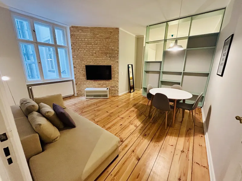 Beautiful newly furnished apartment in a prime Prenzlauer Berg location — photo 1